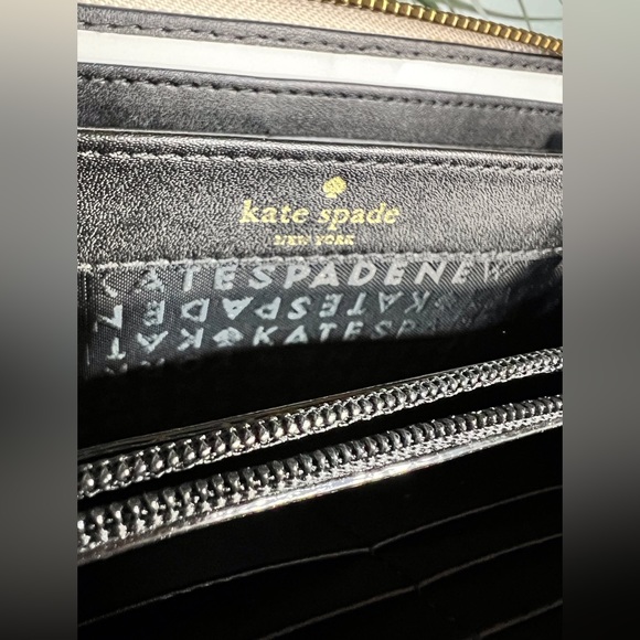 New Kate Spade zippered wallet - Picture 6 of 9